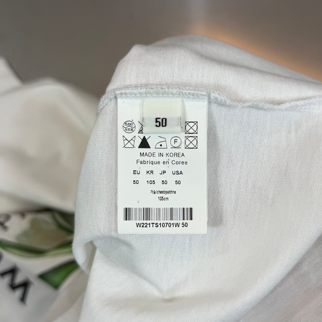 [리오브전포점] 우영미 플라워 프린트 백로고 반팔 50 상품이미지5