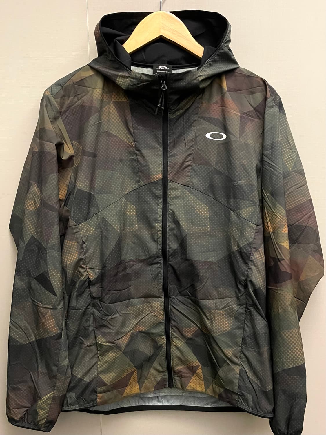 (S~M)OAKLEY 오클리 카모플라주 폴리 경량 바람막이 러닝 상품이미지1
