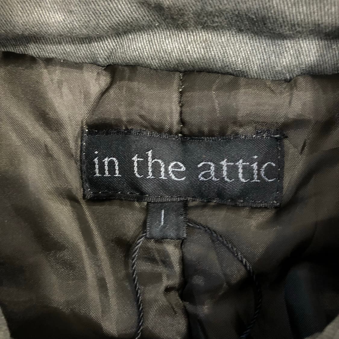 인더애틱 00s 유틸리티 쿼드포켓 야상 자켓 상품이미지6