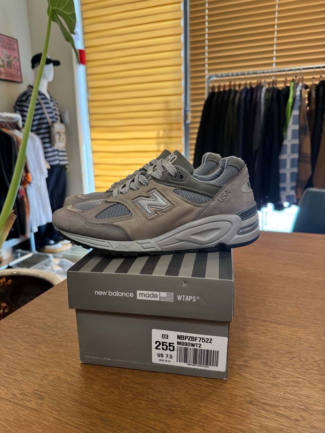 [255mm] 뉴발란스 x 더블탭스 990v2 메이드 인 USA 그레이 상품이미지2