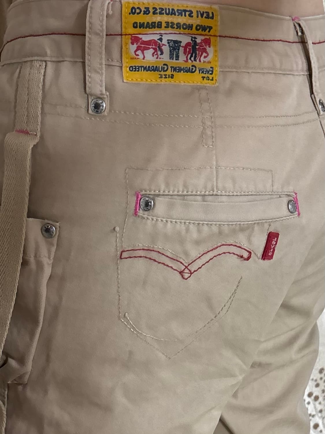 리바이스 슬림핏 베이지 팬츠 상품이미지3