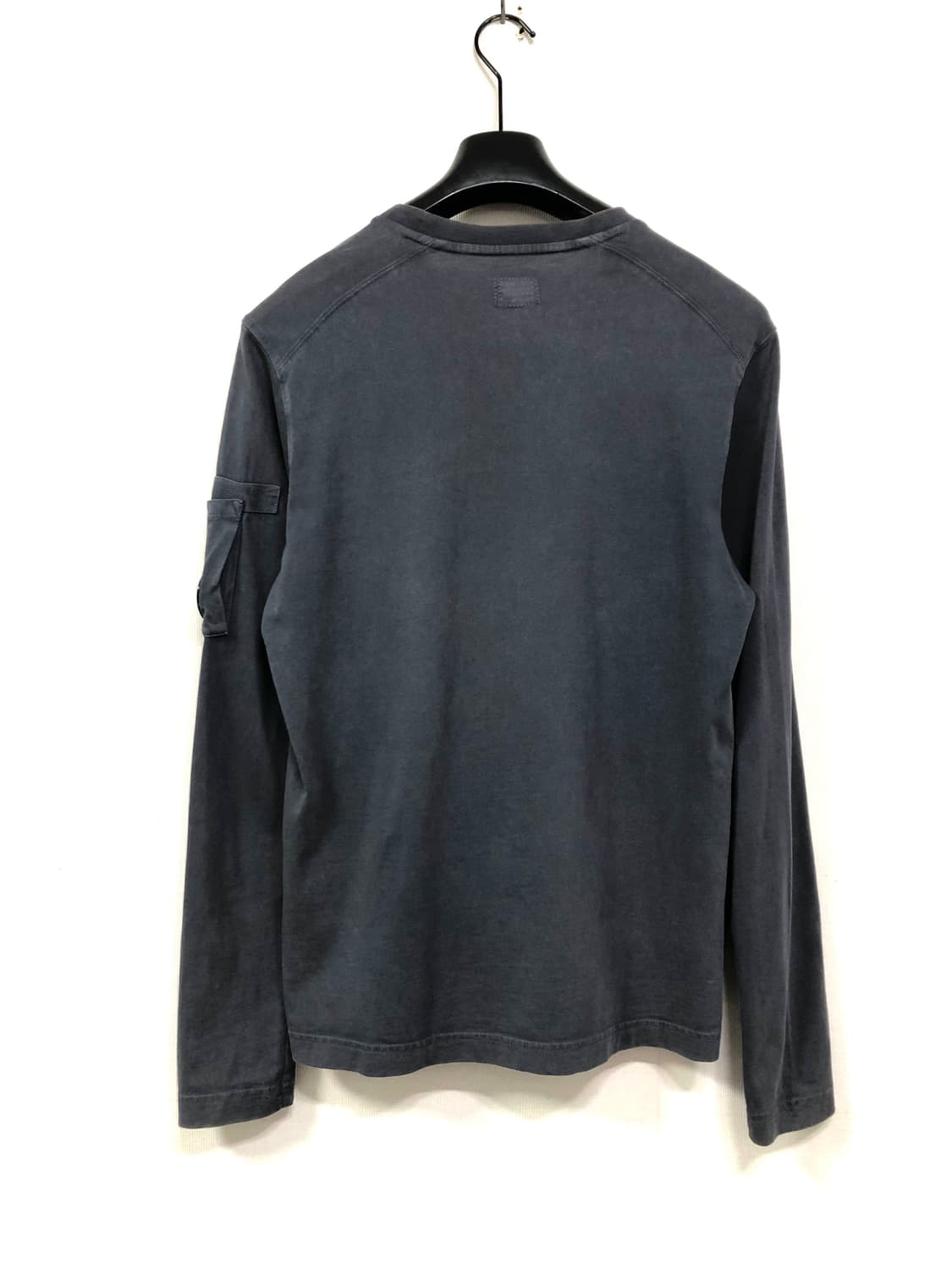 (정품) CP컴퍼니 씨피컴퍼니 렌즈 롱슬리브 긴팔티 95 _ 차콜 상품이미지2