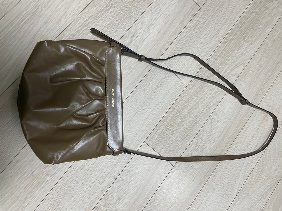 이자벨마랑 크로스백 상품이미지1