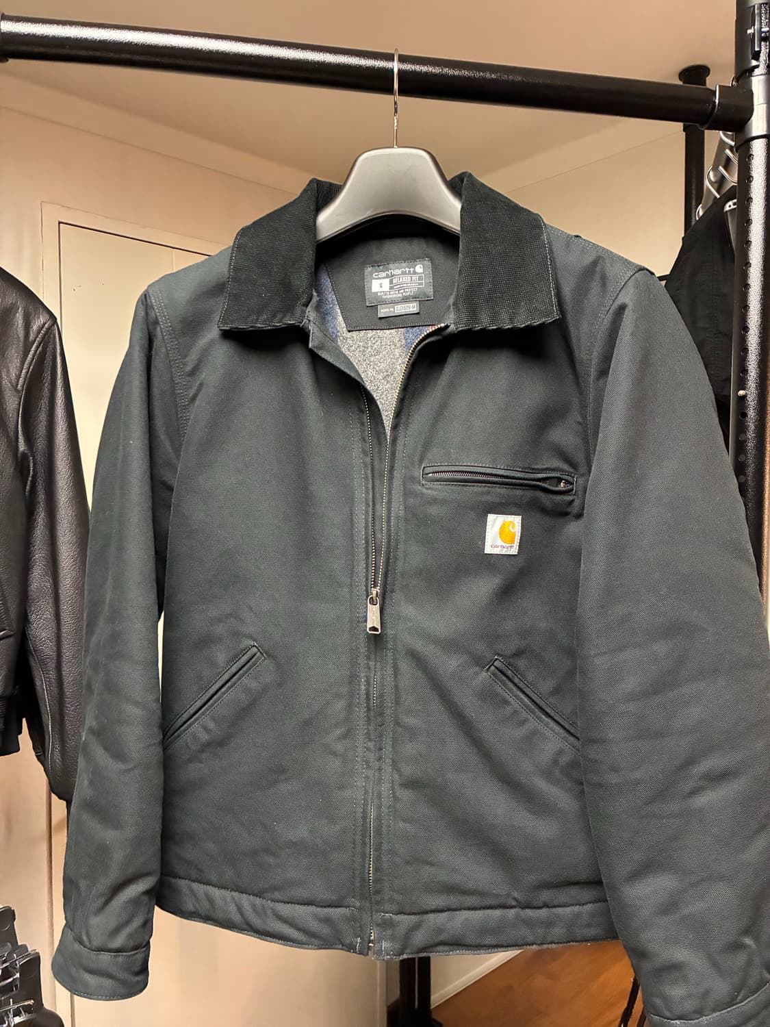 칼하트 0j3828-m(수선한 제품) S사이즈 상품이미지1