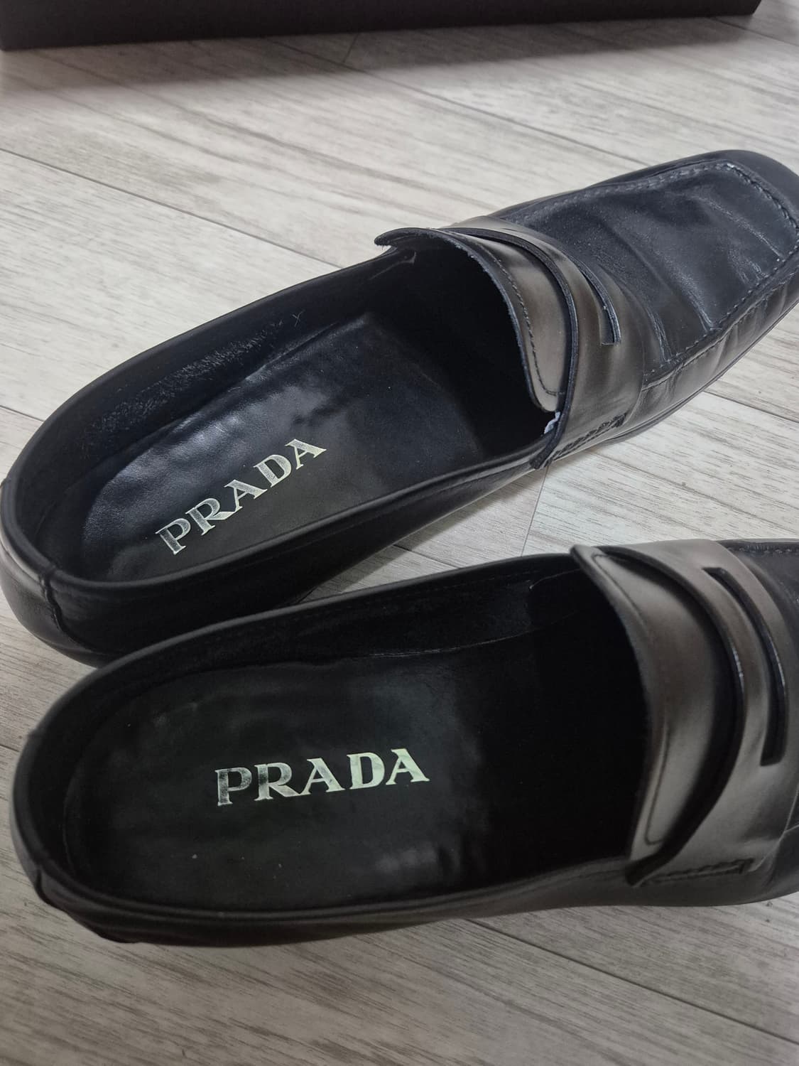 프라다 스퀘어토 로퍼 285 상품이미지2