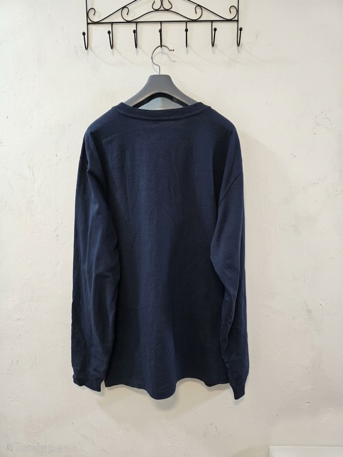 칼하트 네이비 헨리넥 루즈핏 긴팔티셔츠 L 상품이미지2