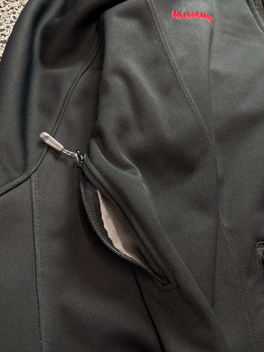 마무트 소프트쉘 윈드스토퍼 이너 플리스 자켓 1805 상품이미지4