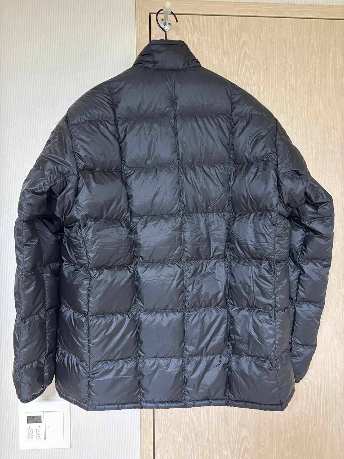 [L-R] 몽벨 슈페리어 다운 자켓 블랙 상품이미지2