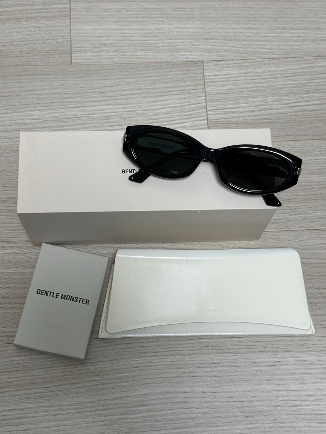 젠틀몬스터 mass 상품이미지1