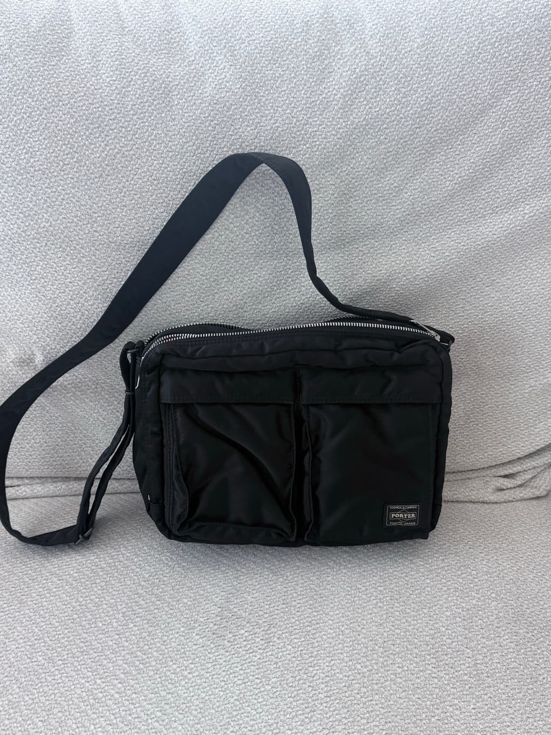 포터 탱커 숄더백 라지 블랙 상품이미지1