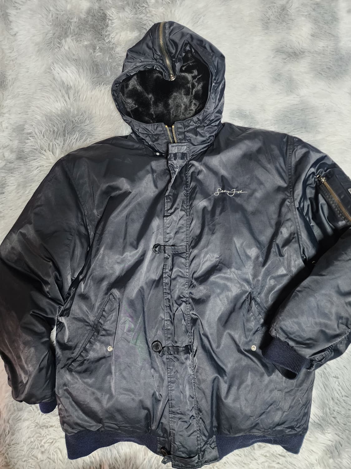 션존 후드 덕다운 패딩 점퍼 블랙 상품이미지1