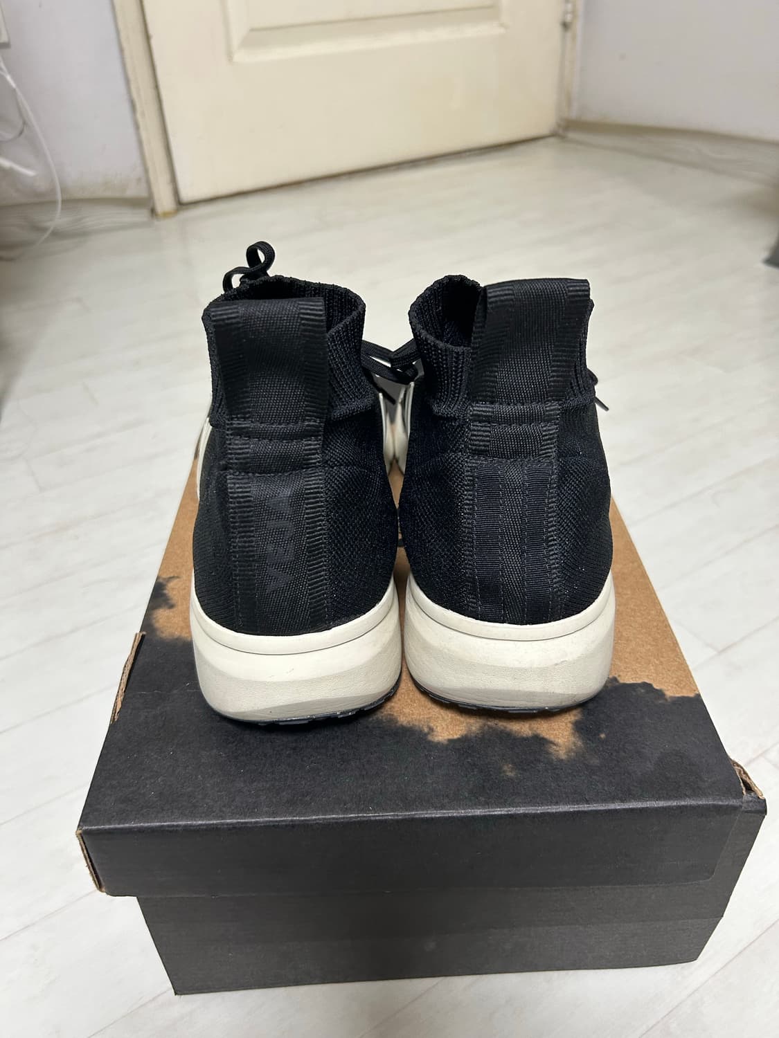 릭오웬스 x 베자 러너 스니커즈 상품이미지3