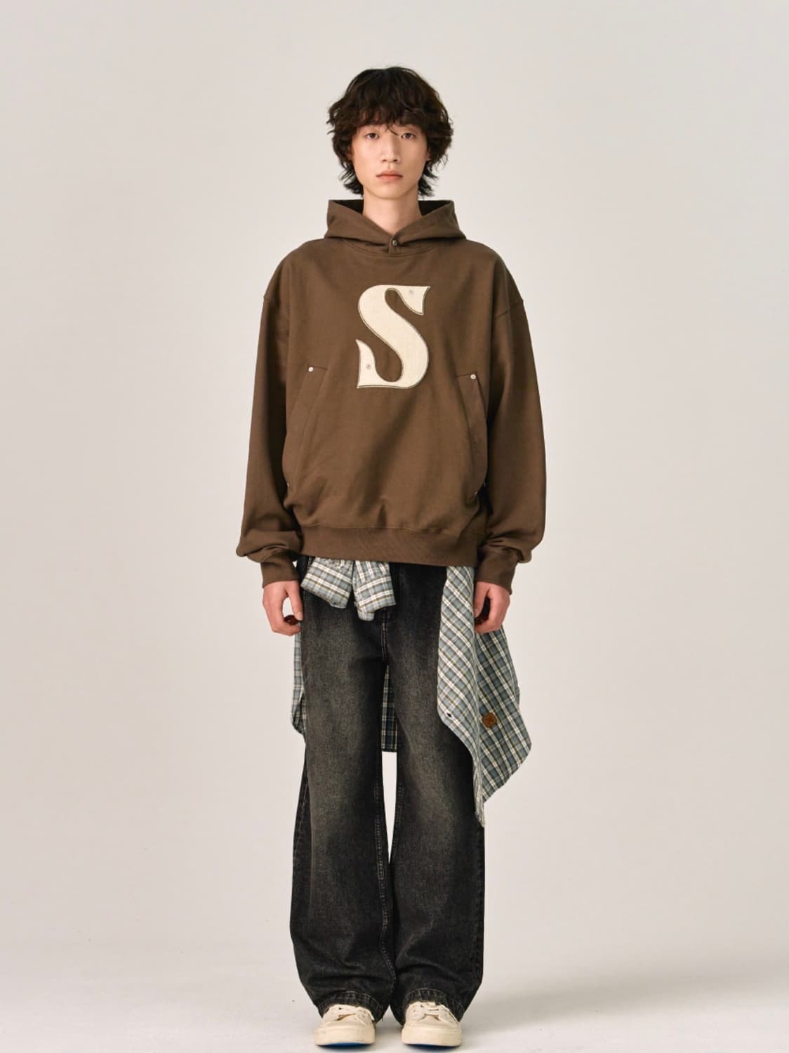 세터 리벳 아플리케 포켓 로고 후드 브라운슈가 후드티 M  상품이미지3