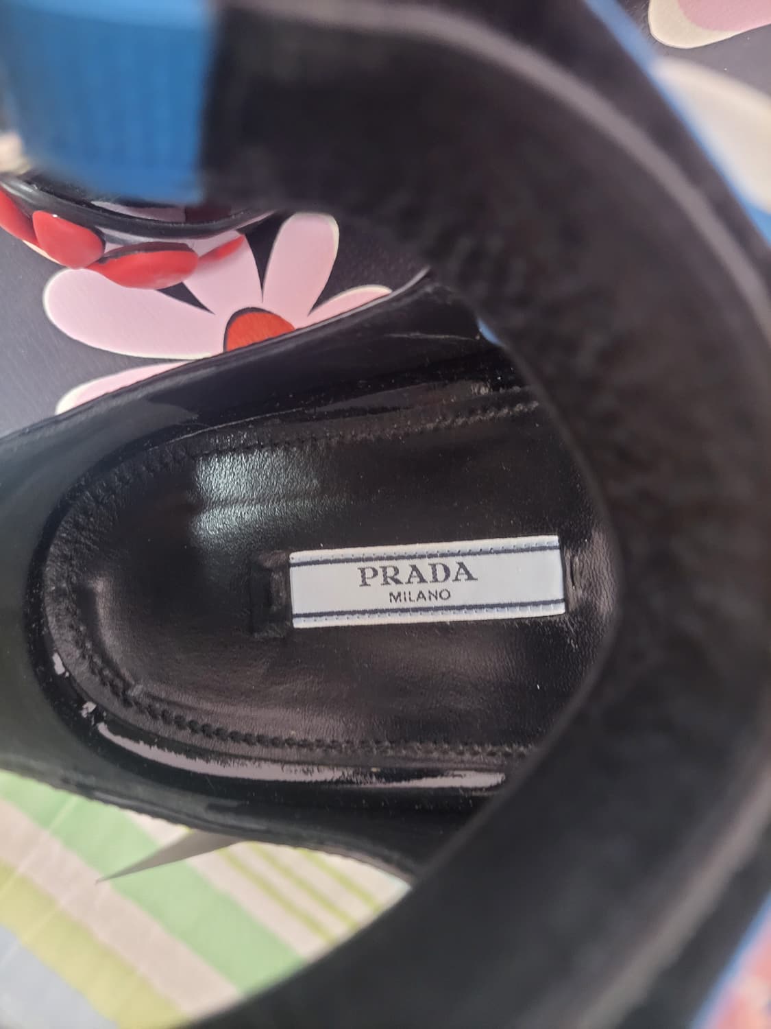 정품)1번신은상태최상!프라다 플라워 스트랩 벨크로 찍찍이 공주 샌들 단화 상품이미지6