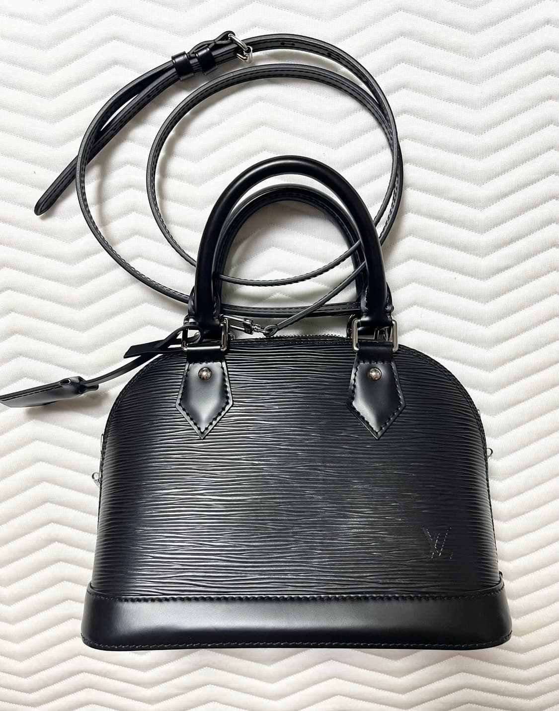 루이비통 알마 BB 상품이미지1