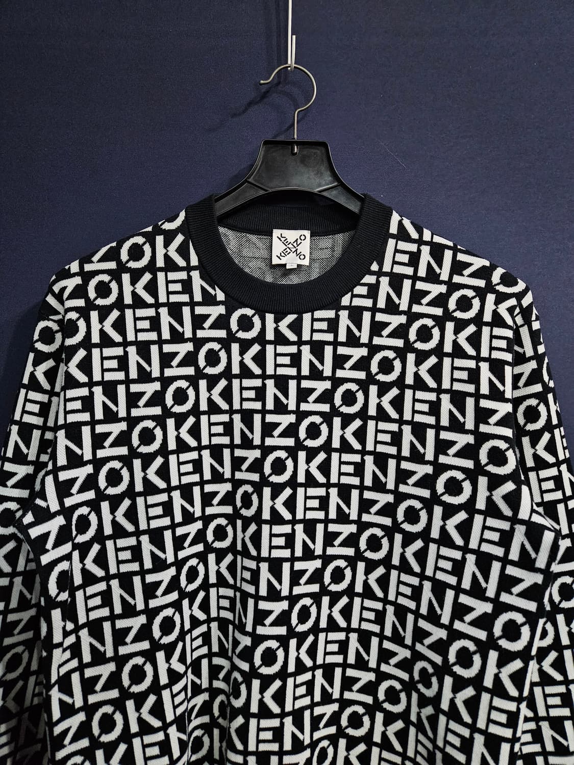 겐조 로고패턴 남성 세미오버핏 100 니트 상품이미지7