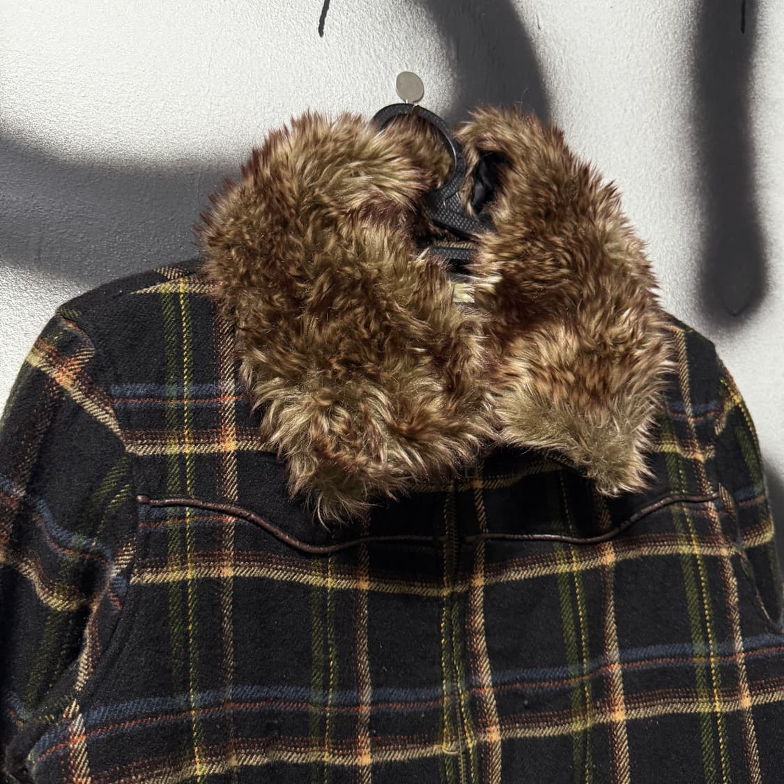 VTG 빈티지 넥 카라 퍼 디테일 체크 패턴 크롭 숏자켓 상품이미지3