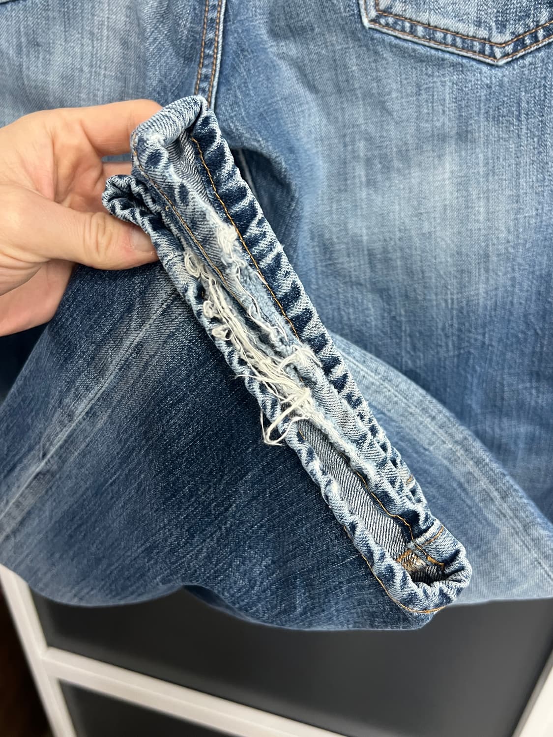 Levis 리바이스 501 버튼플라이 스트레이트 데님 팬츠 상품이미지4