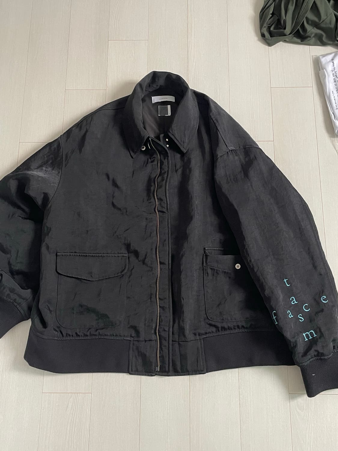 파세타즘 크로스 로고 자켓 상품이미지1