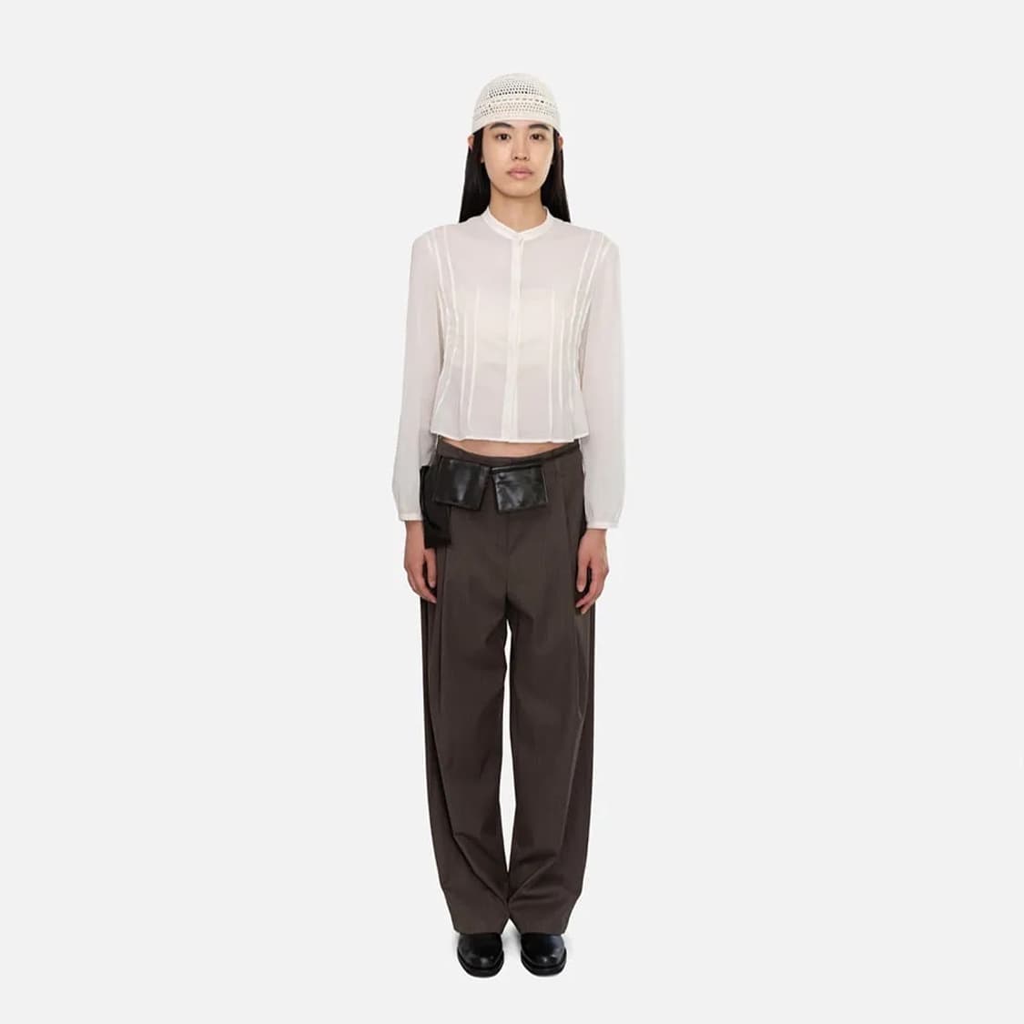 (새제품) 아모멘토 pintuck slim shirt 핀턱 슬림 셔츠 1 상품이미지1