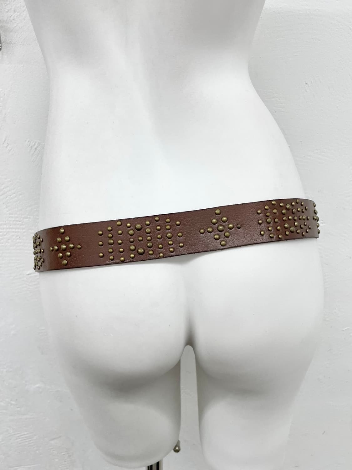 리얼레더 스터드 버클 벨트 상품이미지4