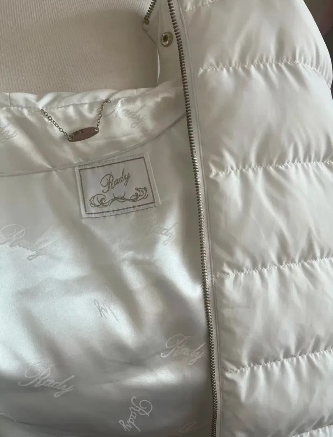Rady 빈티지라디 히메갸루일녀조끼패딩 화이트 상품이미지3