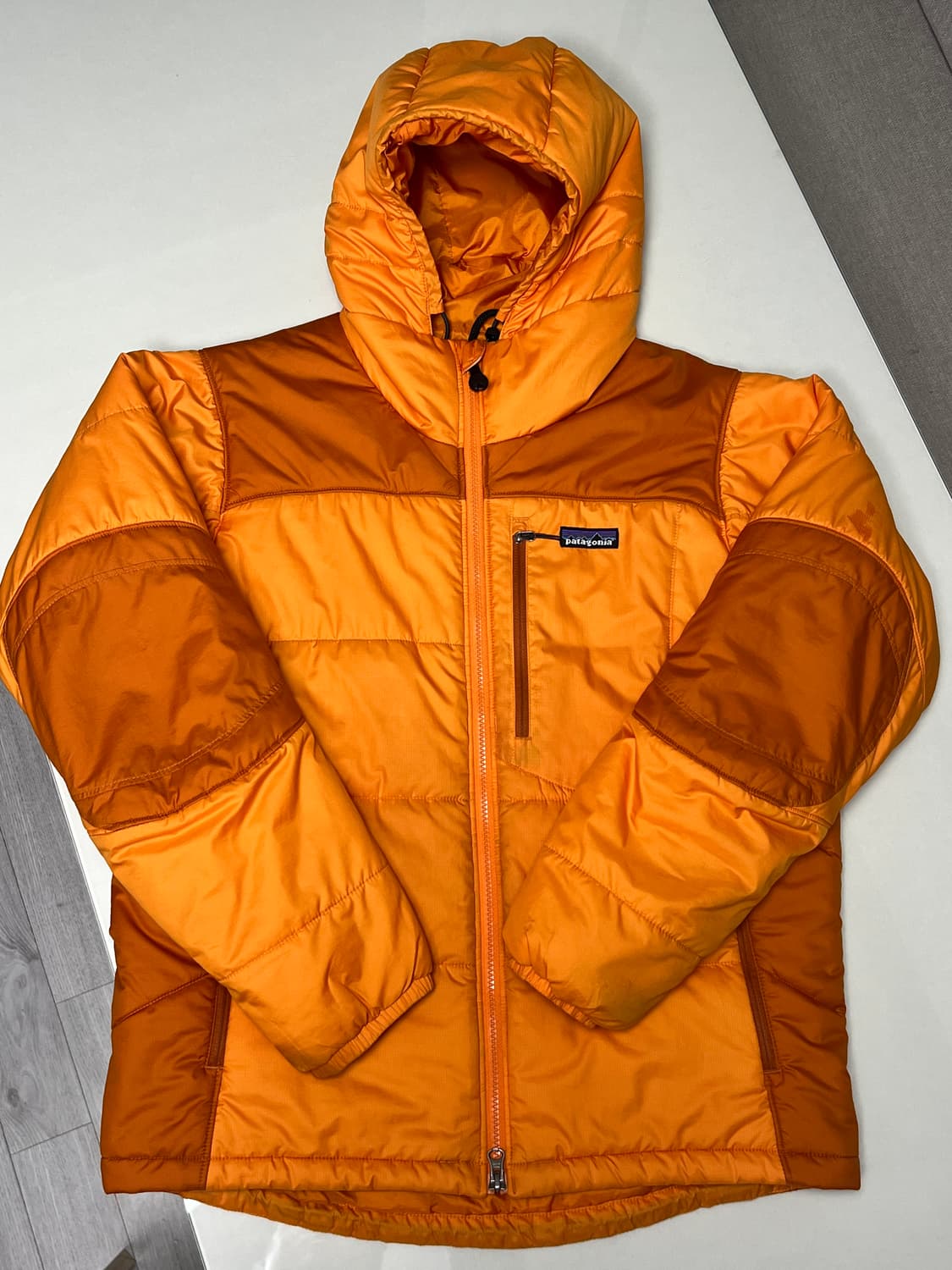 파타고니아 다스파카 오렌지망고 xs 상품이미지2