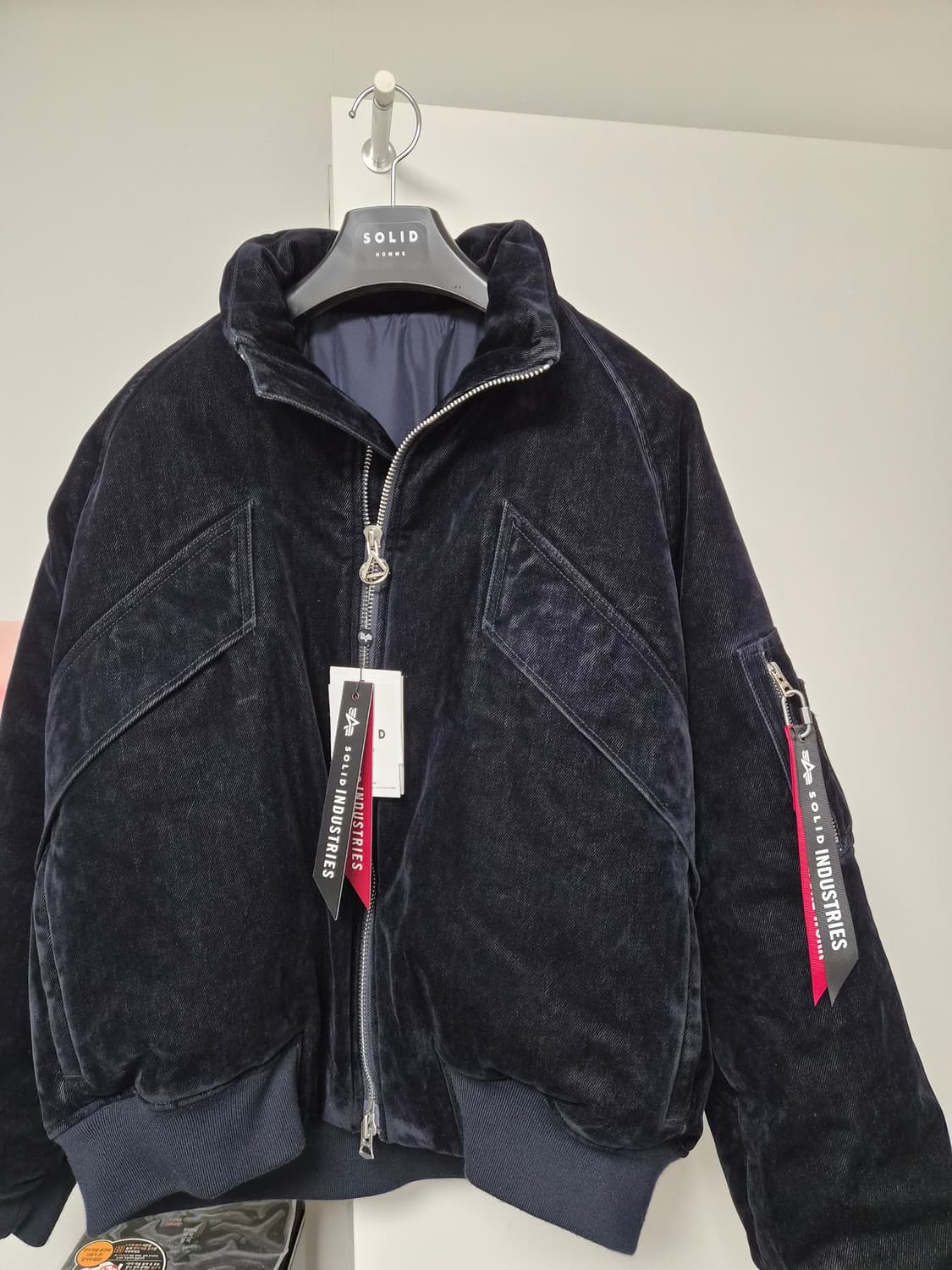 솔리드옴므 알파인더스트리 네이비 벨벳 데님 마원 ma-1 48 상품이미지2