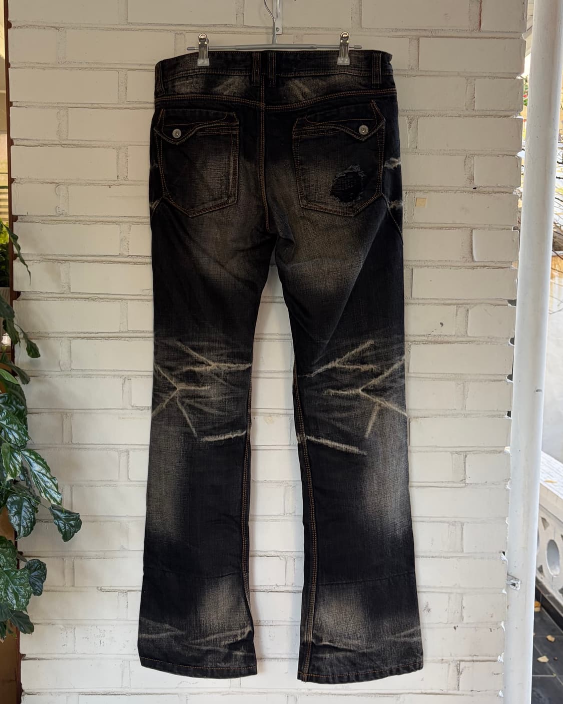 Hideaways 워싱 블랙데님 팬츠 상품이미지4