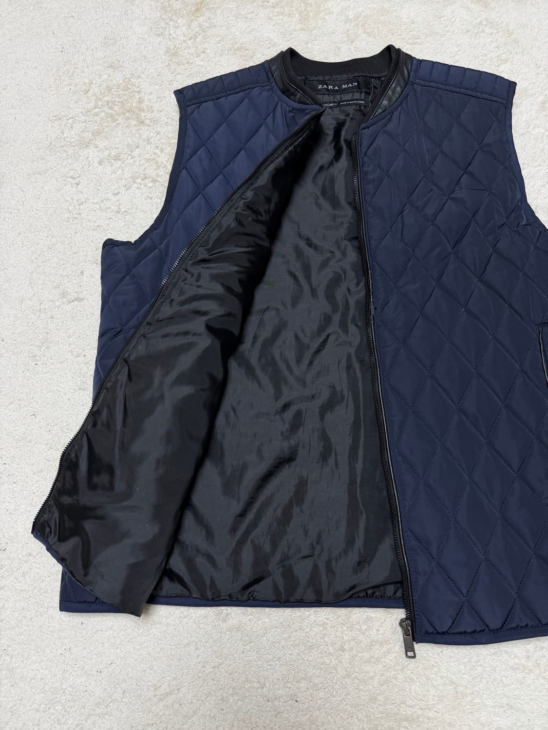 자라 ZARA MAN 남성 퀼팅 조끼 네이비 상품이미지2