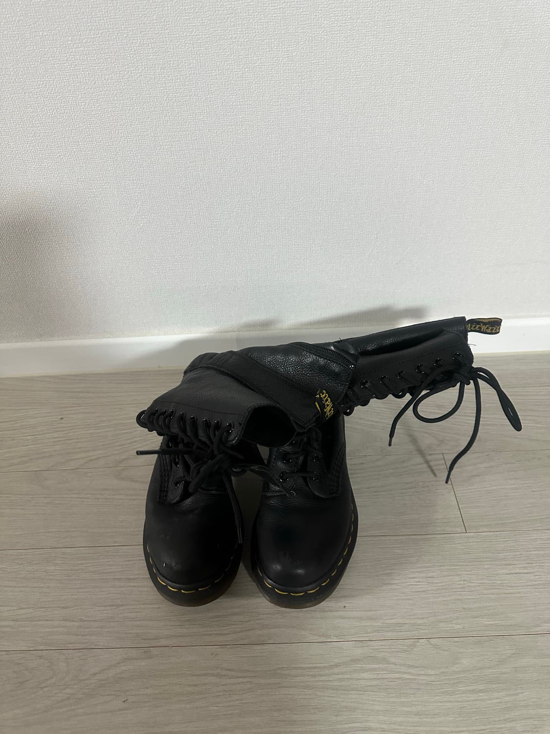 닥터마틴 14홀 상품이미지3