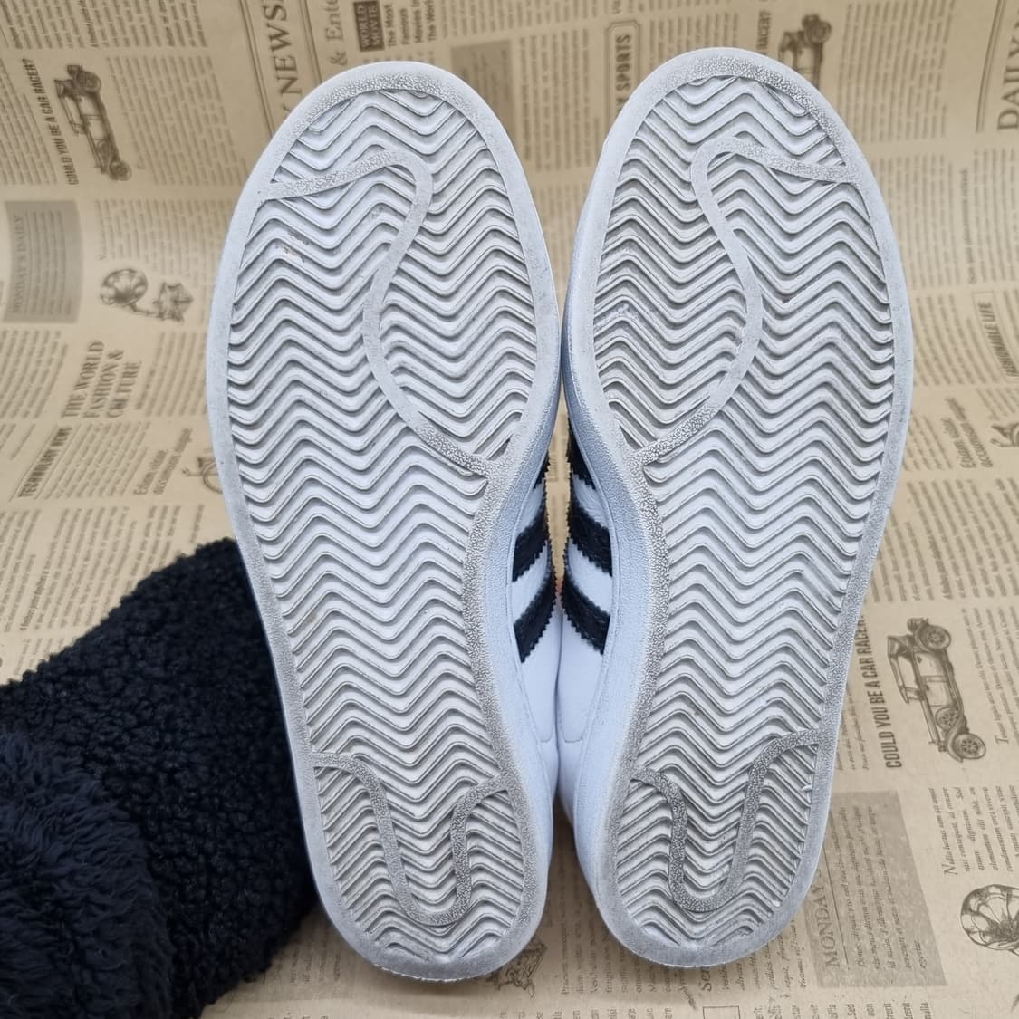 아디다스 캠퍼스 레더 여성스니커즈240 상품이미지3