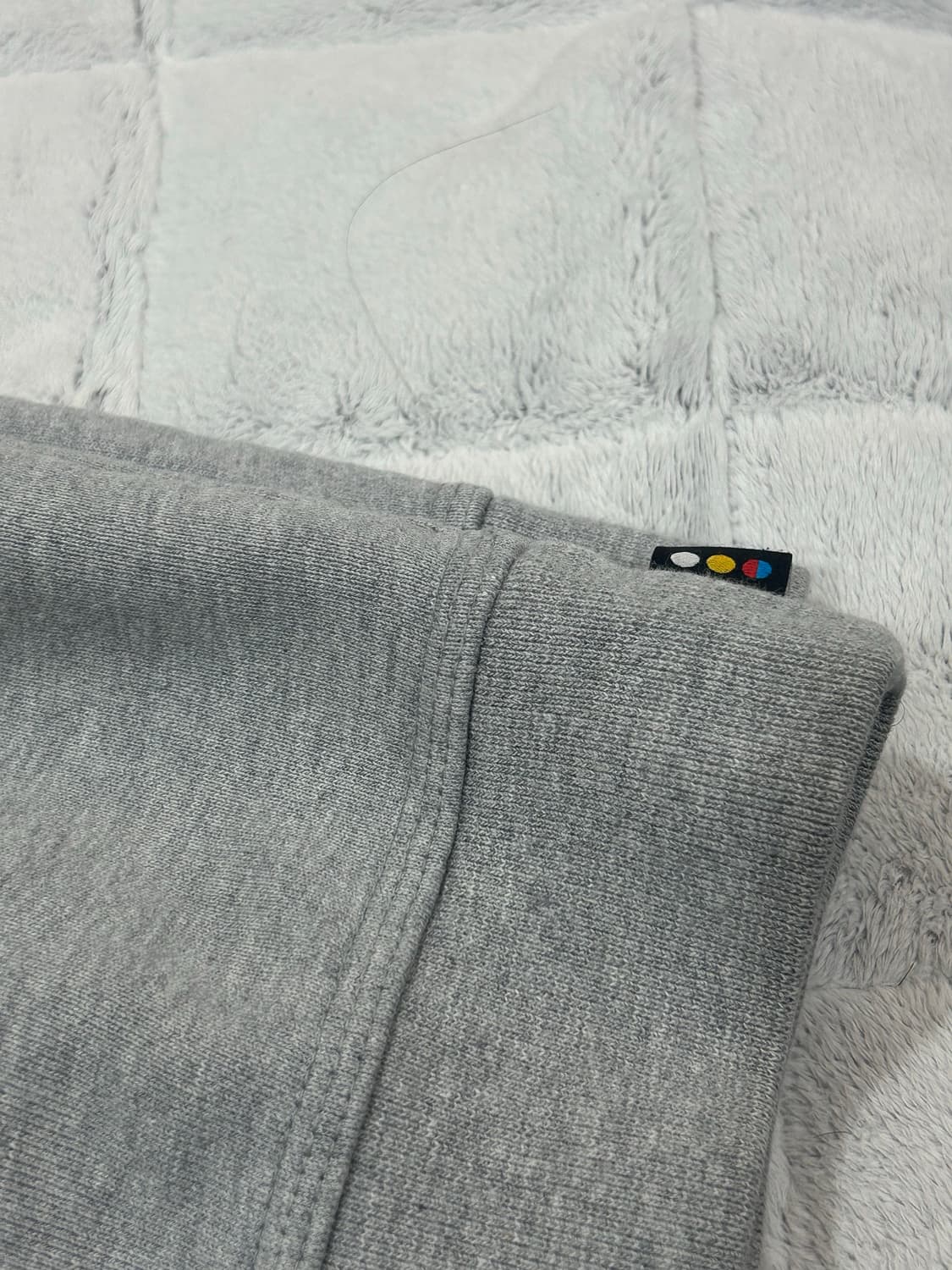 아이앱 스튜디오 헤비 숏슬리브 스웨트셔츠 그레이 - 23FW 상품이미지6