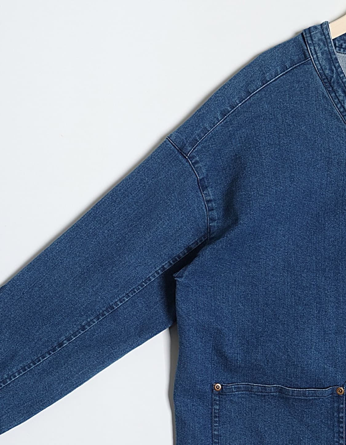 isoLaine V-Neck Denim Jacket 상품이미지4