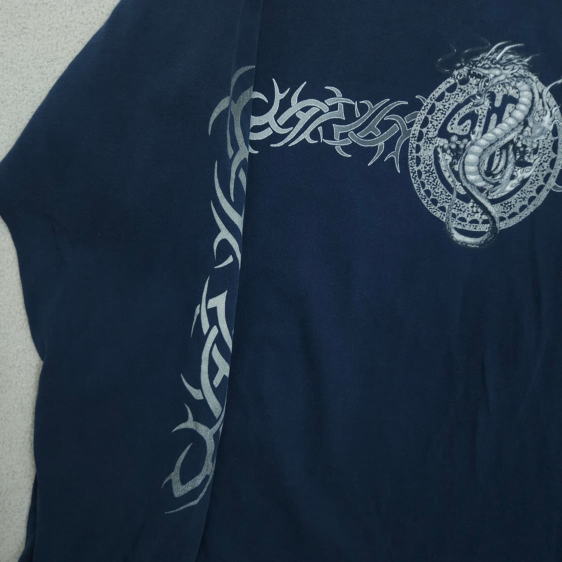 빈티지 드래곤 트라이벌 롱슬리브 상품이미지3