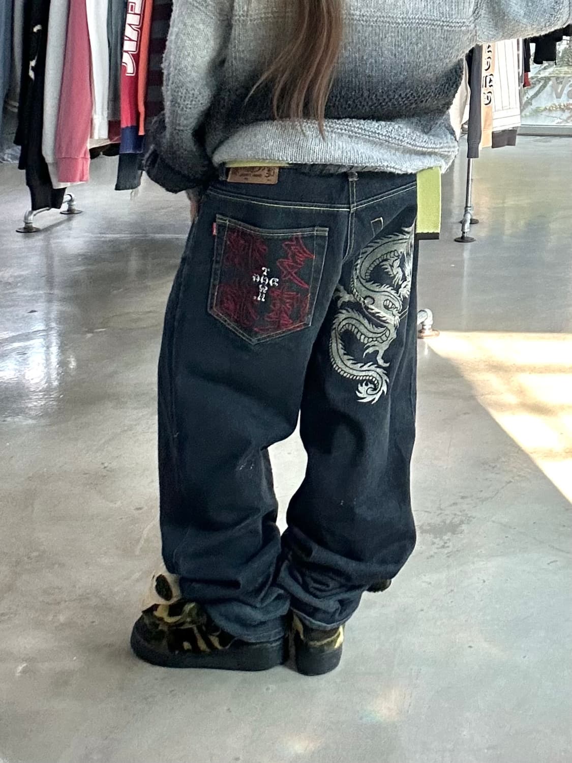 도그타운 드래곤 오리엔탈자수 데님팬츠 상품이미지1