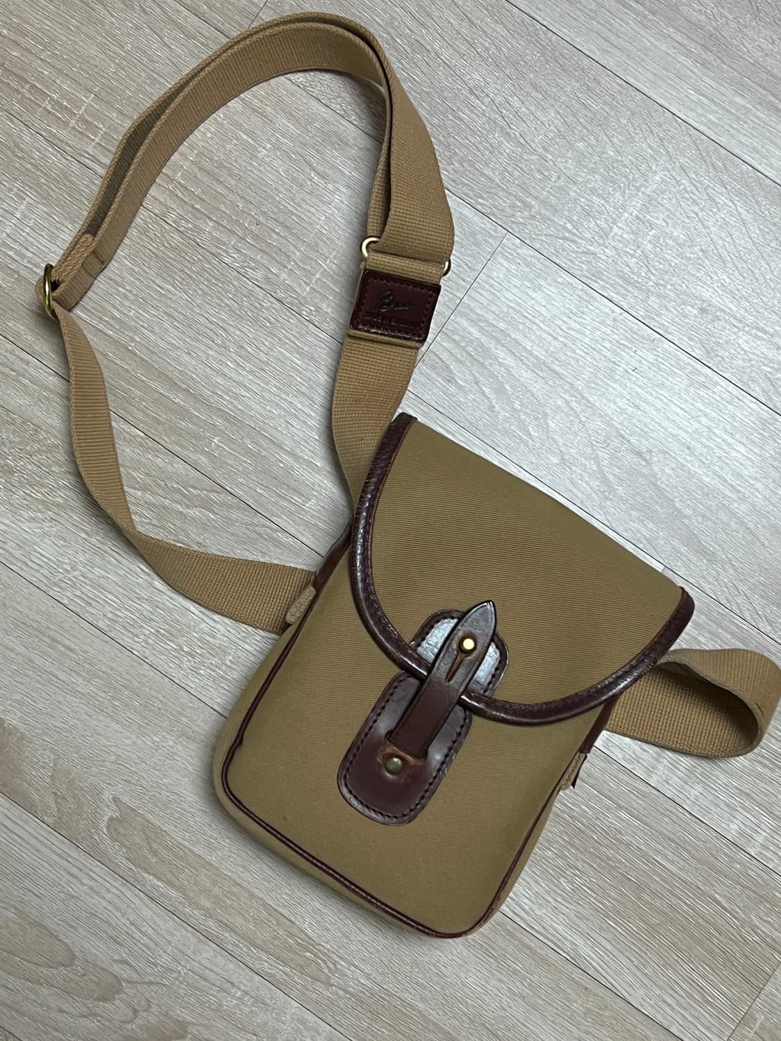 브래디백 켄트 숄더백 상품이미지1