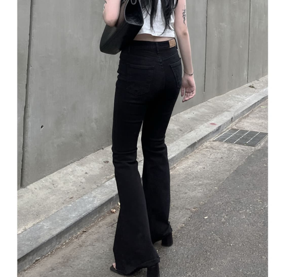 어반유니크 포켓 부츠컷 데님 블랙 S 상품이미지5