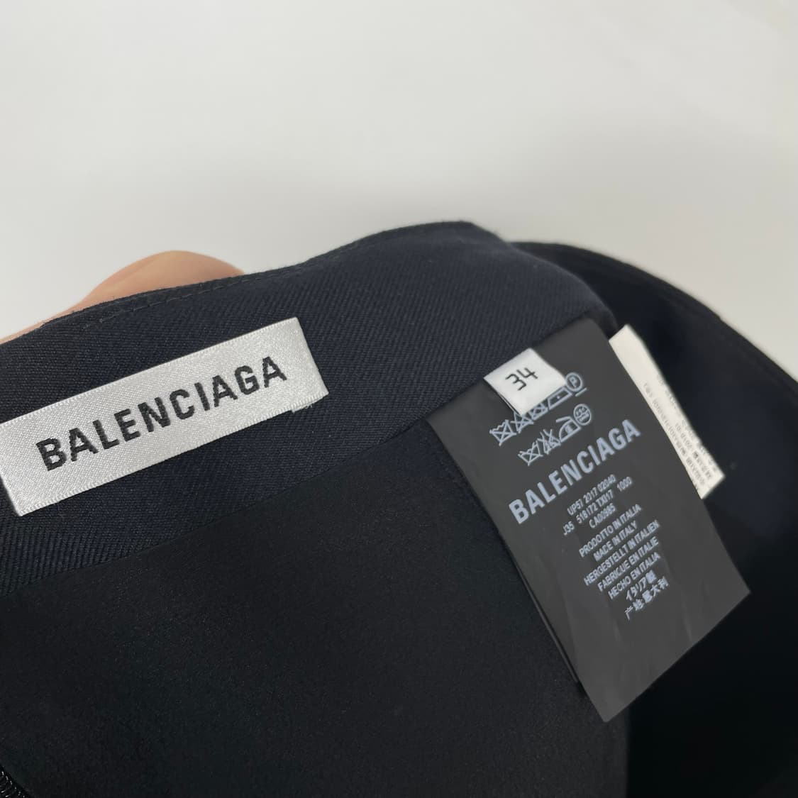 발렌시아가 언발란스 스커트 블랙 상품이미지7