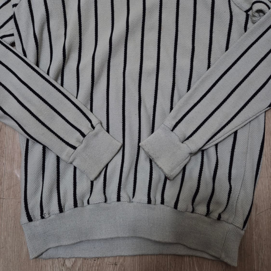 라코스테 브이넥 스트라이프 니트 (5) 상품이미지3