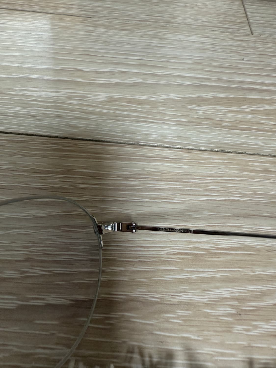 젠틀몬스터 소닉워커 안경 (난시 안경) 상품이미지3