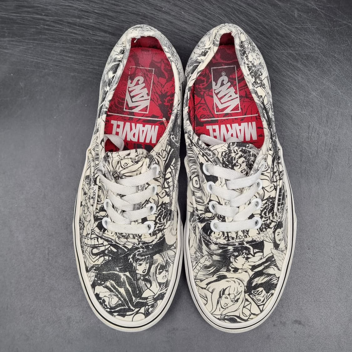 반스 마블콜라보 여성스니커즈240 상품이미지2