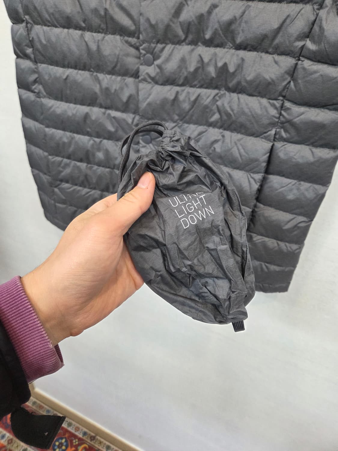 유니클로 경량패딩 조끼 s 상품이미지5