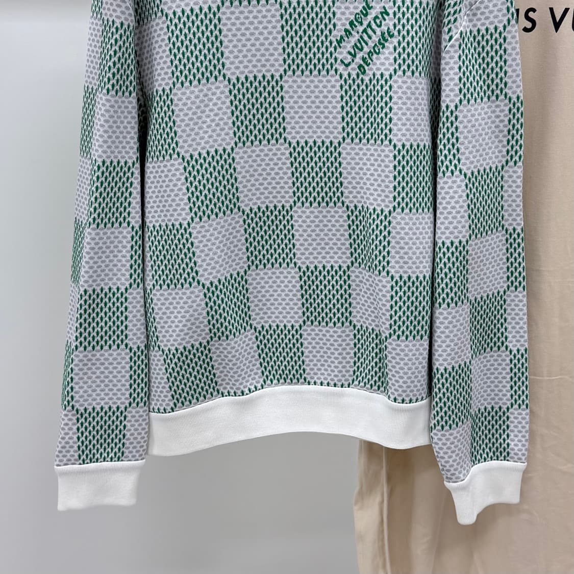 [S+급/2XL] 루이비통 다미에 크루넥 맨투맨 상품이미지3