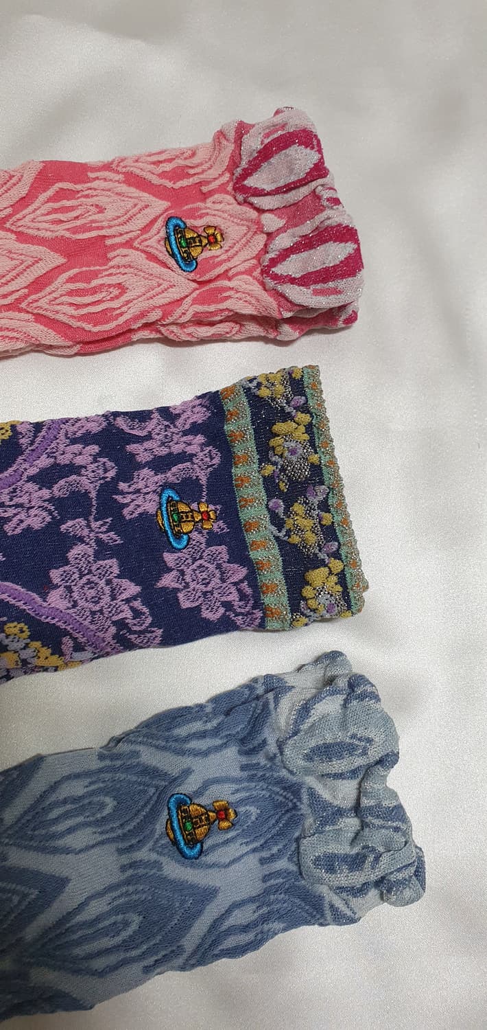 퍼플 블루 핑크 옐로우 크림베이지 핑크바이올렛 비비안웨스트우드 양말 상품이미지6