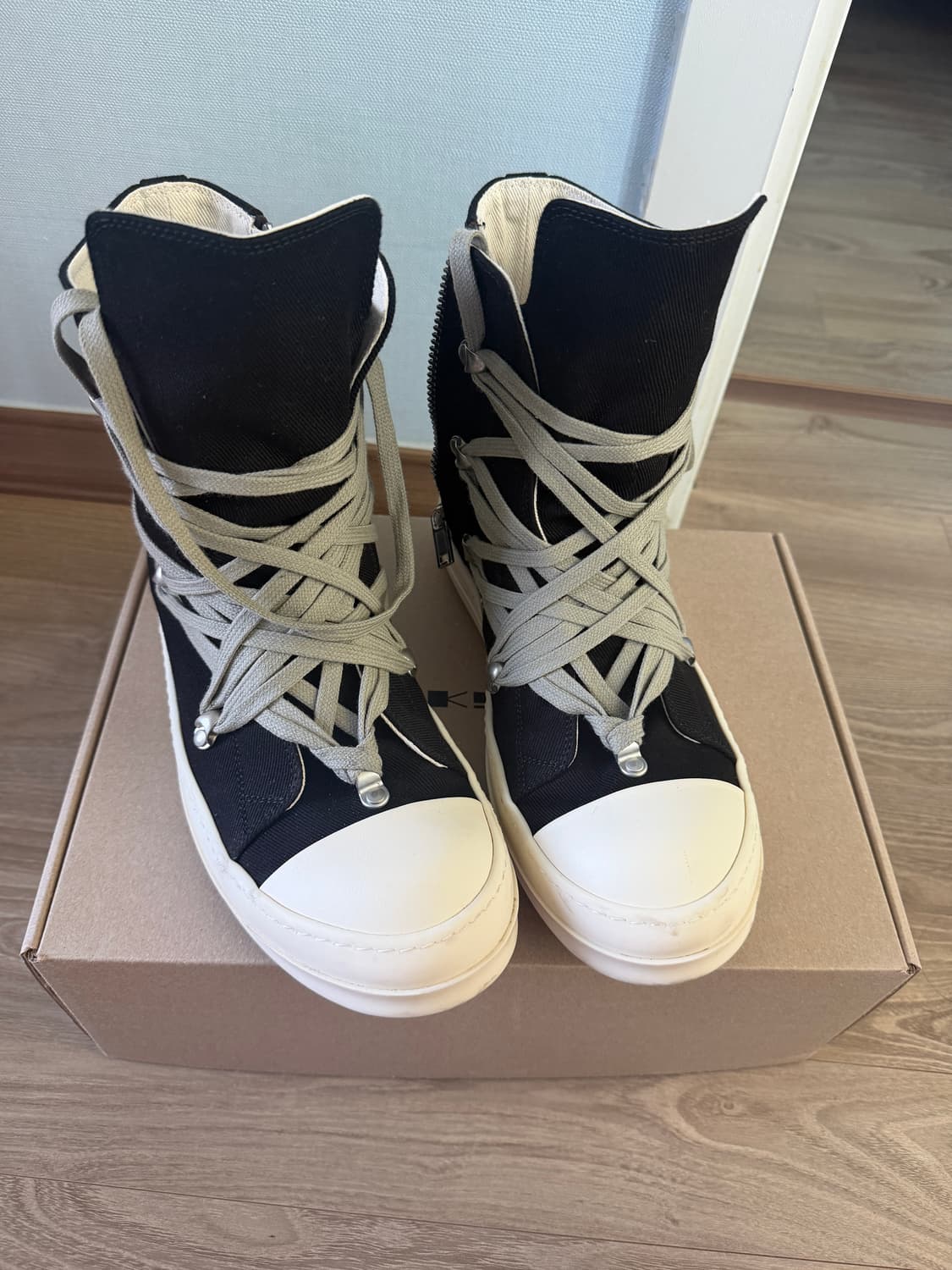 릭오웬스 다크쉐도우 상품이미지1