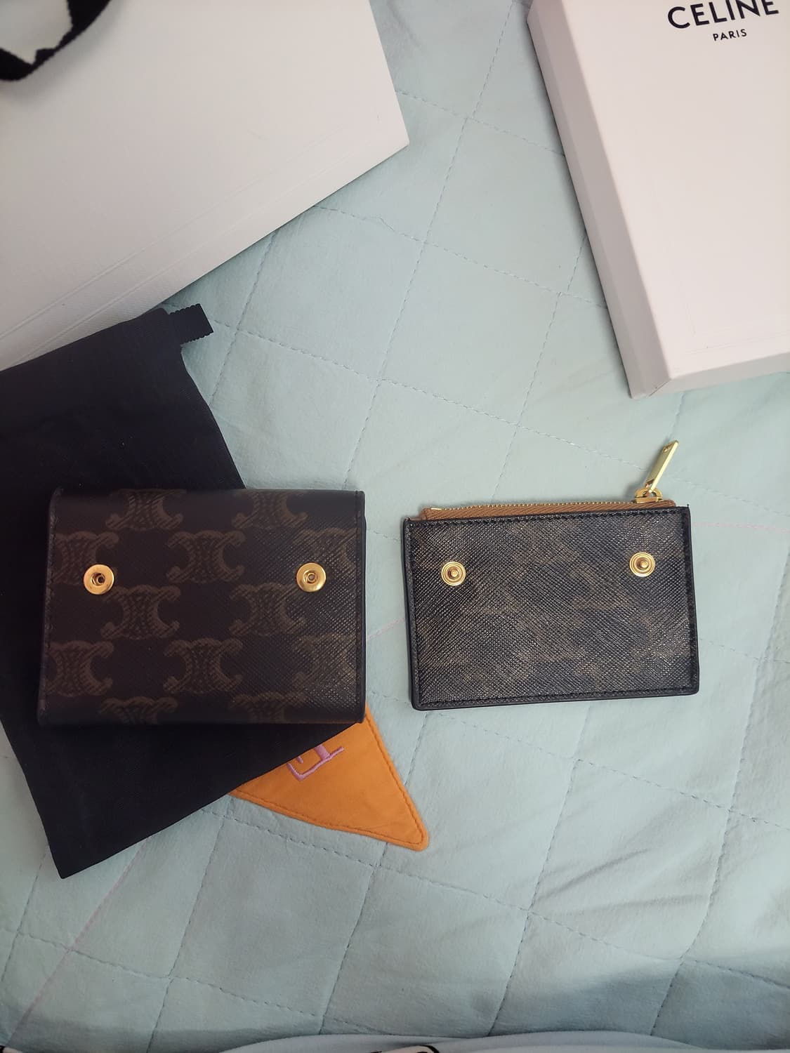 정품)급처상태좋음!셀린느 트리옹프 캔버스 동전 컴팩트 반지갑 카드지갑 상품이미지5