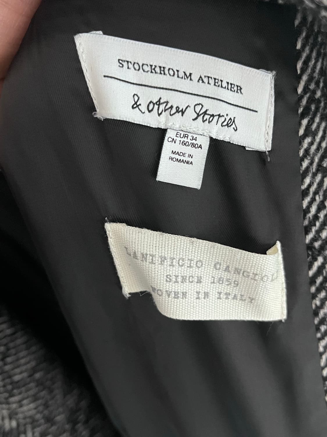 앤아더스토리즈 버튼 울 코트(실사첨부) 상품이미지10