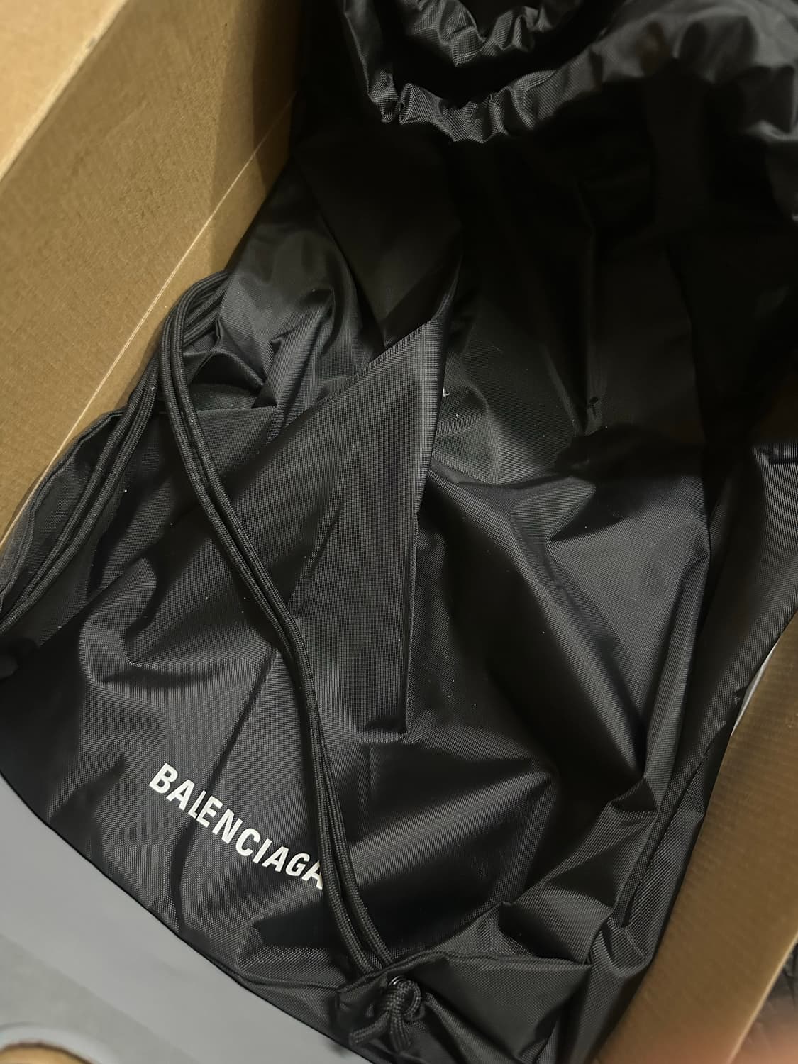 (44) 발렌시아가 바스켓볼 스니커즈 팝니다 상품이미지6