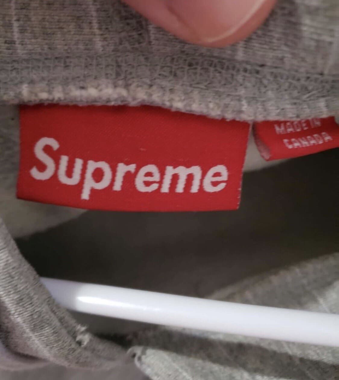 08FW 슈프림 핀스트라이프 후드티 상품이미지3